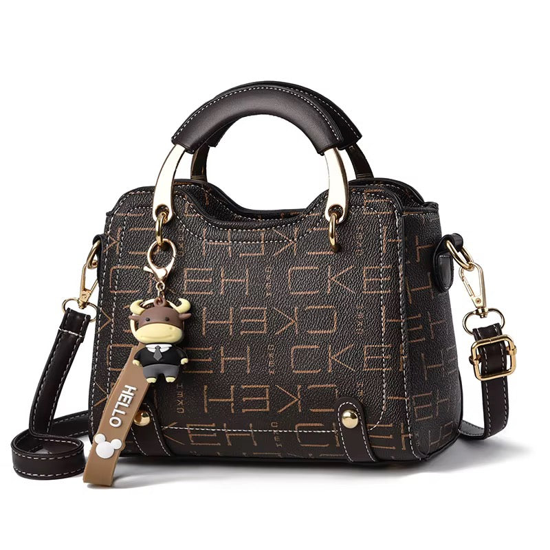 New Women Bags Comfortable And Beautiful Large And Light Capacity HandBags